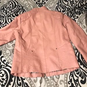 I wore it twice at most really good quality brand JouJou